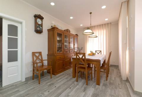 Moradia de Charme Totalmente Renovada com Piscina em Ermidas-Sado