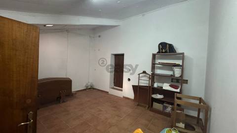 Moradia T3 no Centro de Castro Verde | Excelente potencial e localização privilegiada