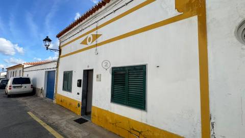 Moradia T3 no Centro de Castro Verde | Excelente potencial e localização privilegiada