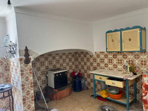 Conjunto de Duas Moradias c/Quintal +Casão c/Quintal +Terreno c/104750m2 | Hortinhas – Alandroal