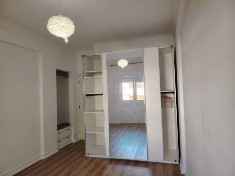 Apartamento T3 Reboleira