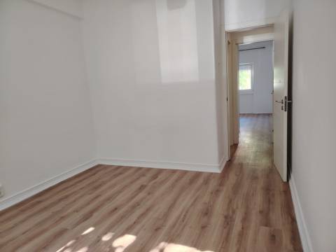 Apartamento T3 Reboleira