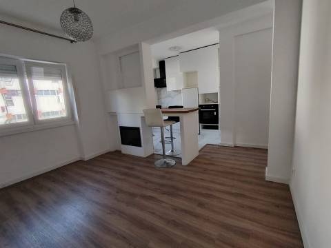Apartamento T3 Reboleira