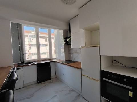 Apartamento T3 Reboleira