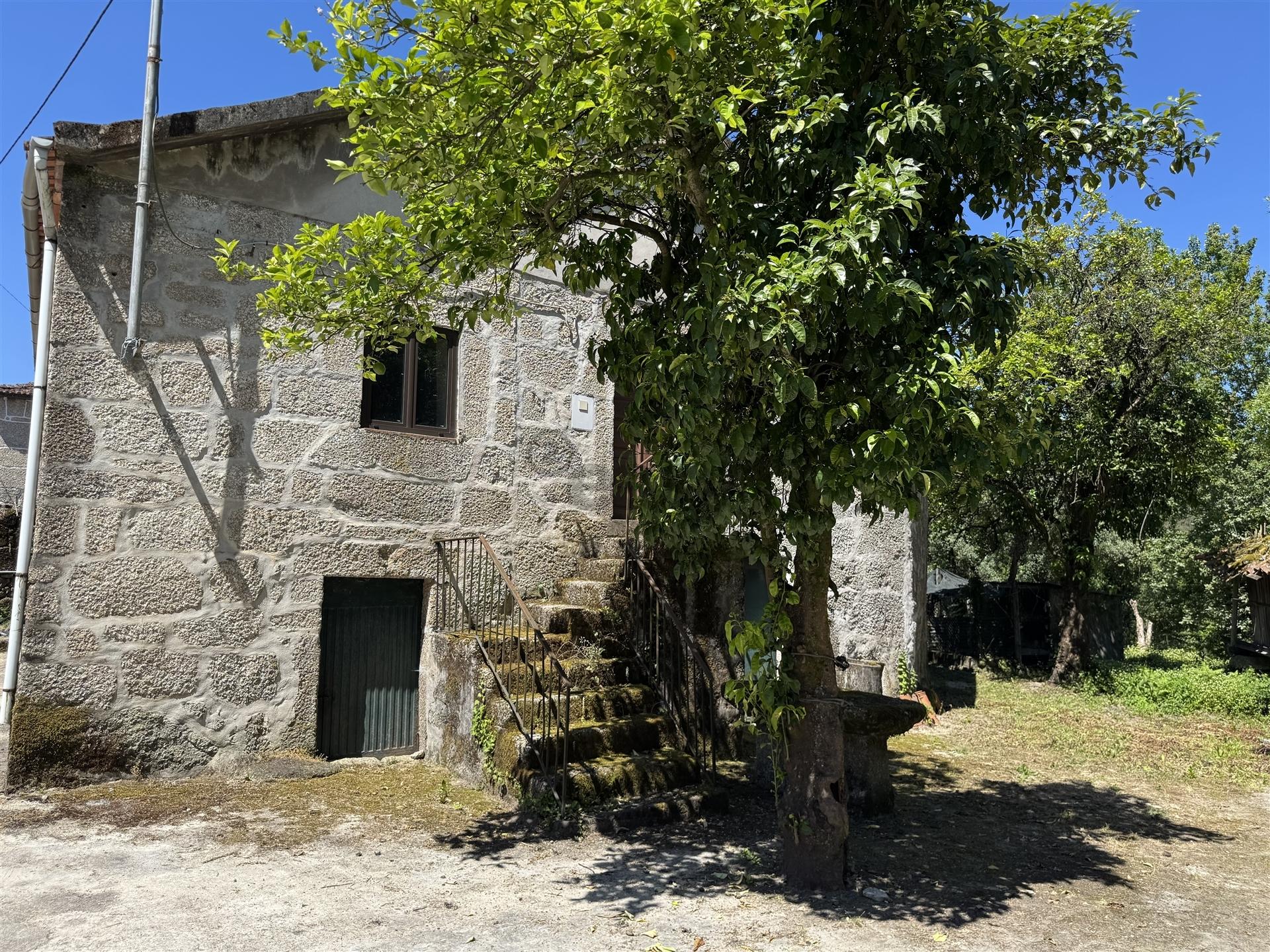 Moradia para Restaurar T3 Venda em Moimenta,Terras de Bouro