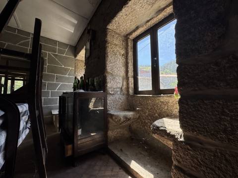Moradia para Restaurar T3 Venda em Moimenta,Terras de Bouro