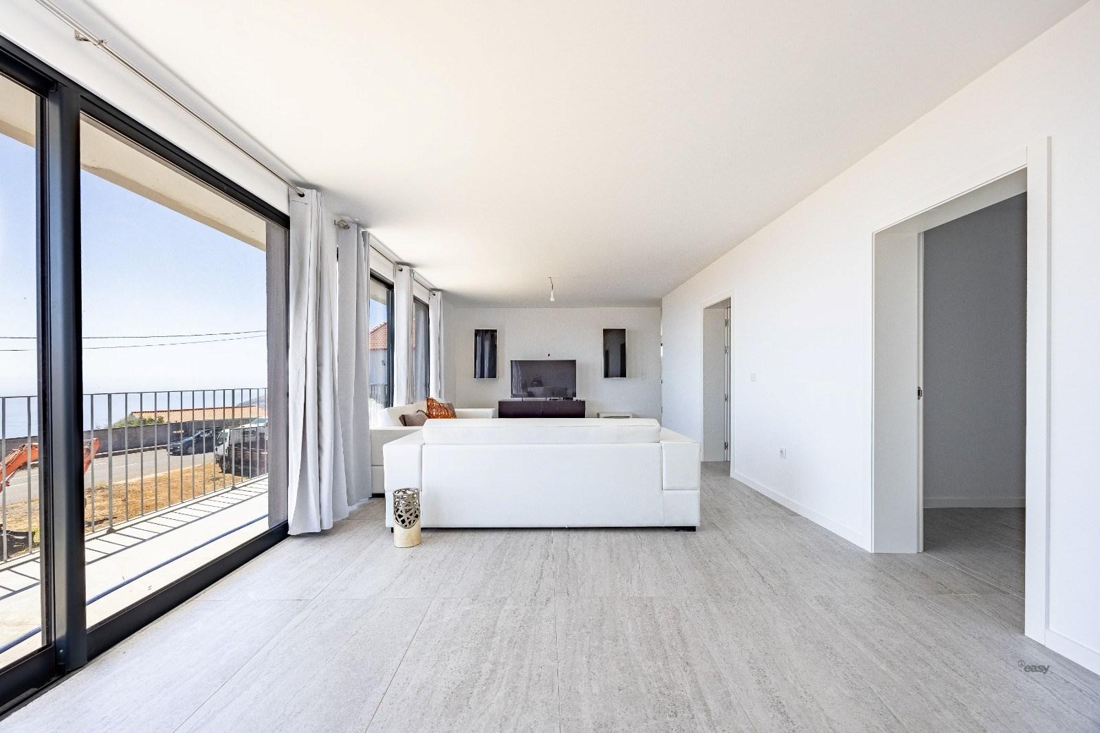 Moradia Isolada T2, Calheta (Madeira)