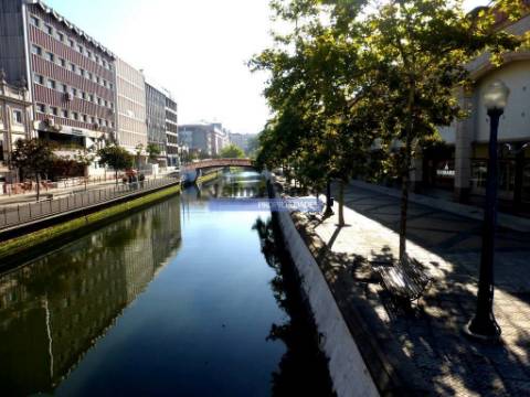 Hotel 85 quartos, 4 estrelas, Aveiro distrito. Portugal, Aveiro.