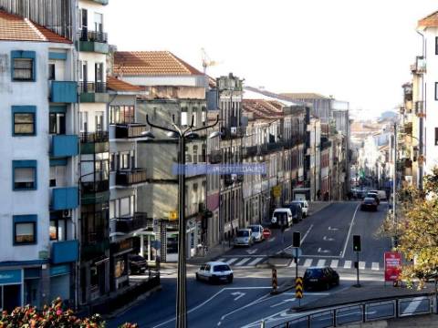 Apartamento T3 c/ Terraço 100m2, em construção. Portugal, Porto.