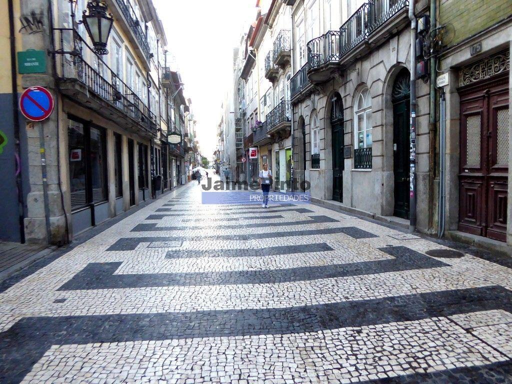 Apartamento moderno, jovem, tipo T2 +1, em Cedofeita. Portugal, Porto.
