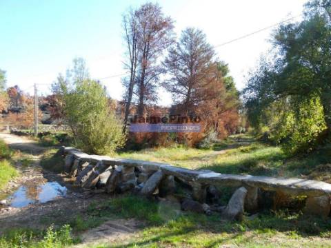 Ruína, ex-casa, 161m2, para restauro, Sabugal, Cró. Portugal, Guarda, Sabugal.