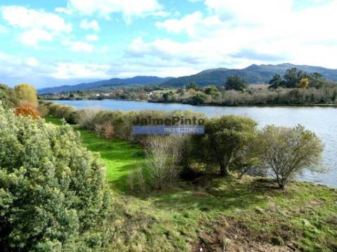 30.000m2, quinta contígua Rio Lima, Viana do Castelo. Portugal, Norte, Minho.