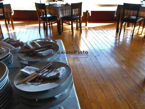 RESTAURANTE de excelência e EDIFÍCIO. Portugal, Bragança.