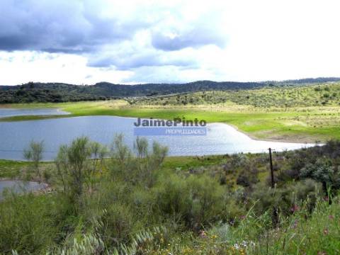 3.500.000m2 Herdade próxima Alqueva. Portugal, Évora, Portel.
