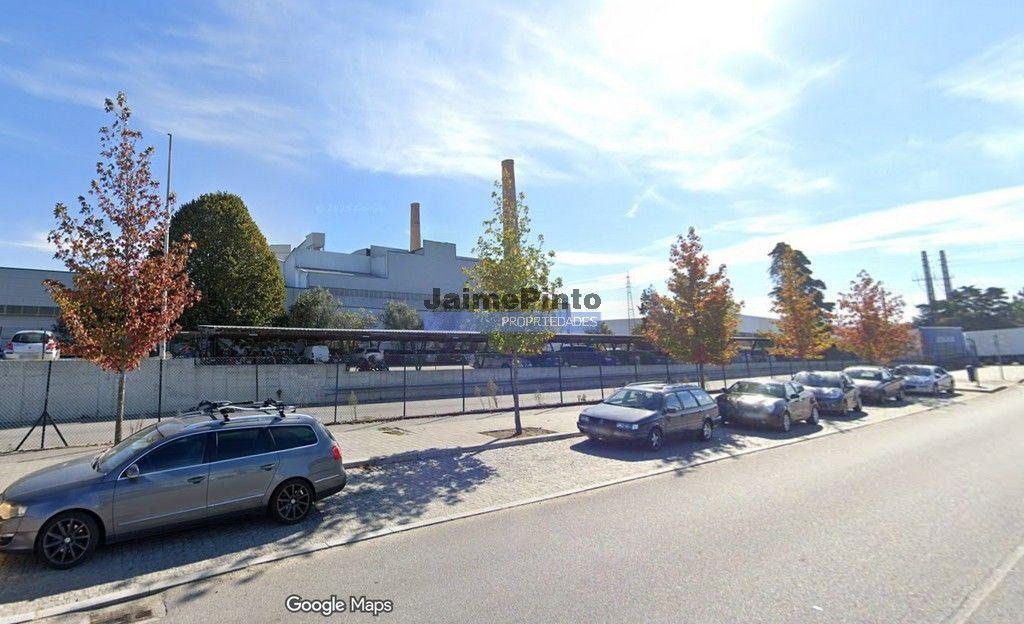 Terreno 30.000m2 p/ Indústria. Serviços. Portugal, Porto, V. N. de Gaia, Avintes.