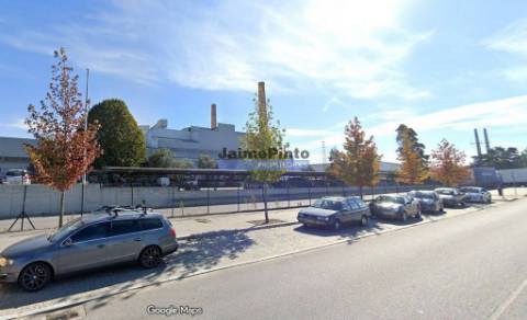 Terreno 30.000m2 p/ Indústria. Serviços. Portugal, Porto, V. N. de Gaia, Avintes.