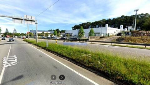 Terreno 30.000m2 p/ Indústria. Serviços. Portugal, Porto, V. N. de Gaia, Avintes.