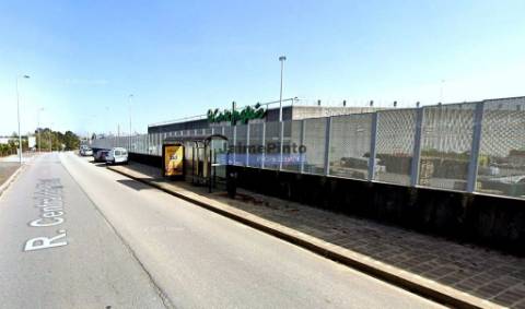 Terreno 30.000m2 p/ Indústria. Serviços. Portugal, Porto, V. N. de Gaia, Avintes.