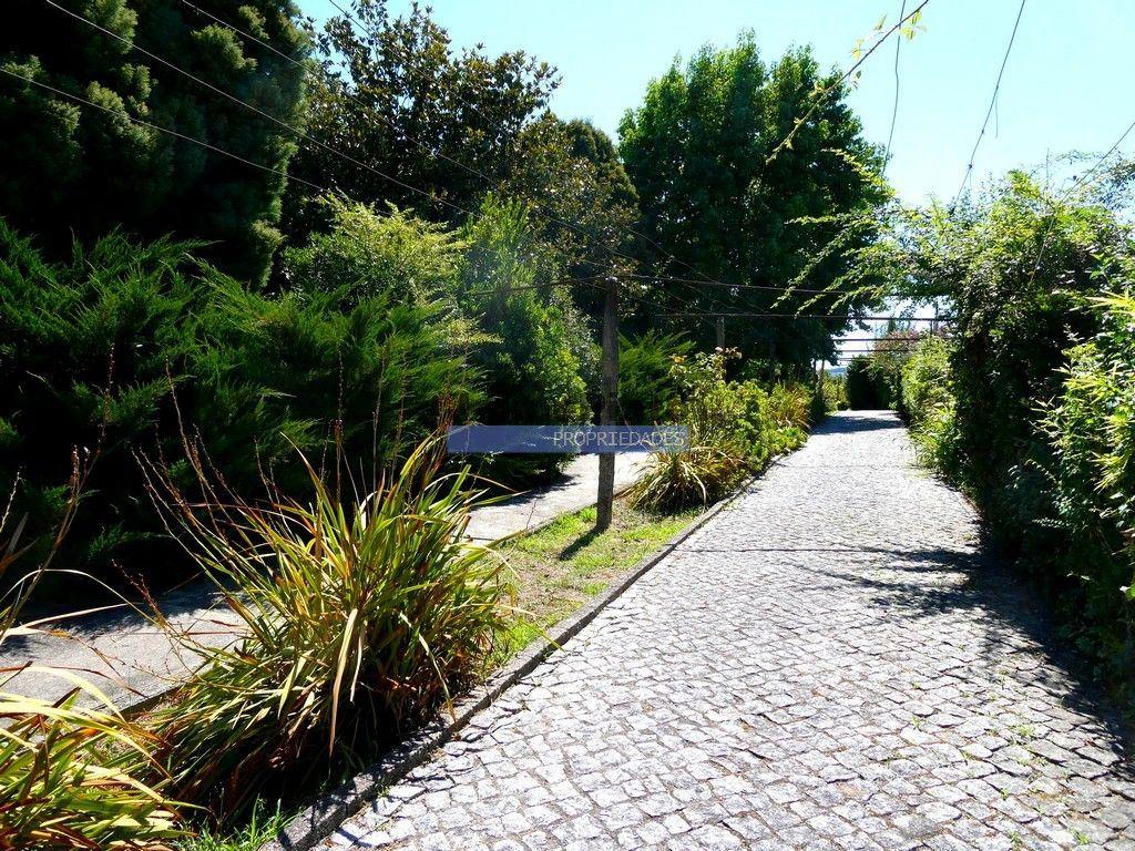 Quinta mini, Moradia V4, Terreno 4.800m2. Porto, Paredes, Portugal.
