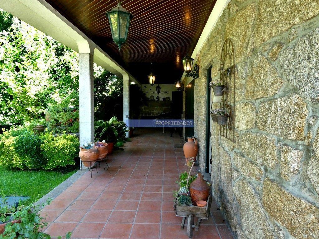 Quinta mini, Moradia V4, Terreno 4.800m2. Porto, Paredes, Portugal.