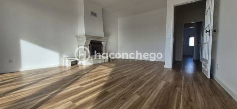 Apartamento T2 Com Garagem em Esposende