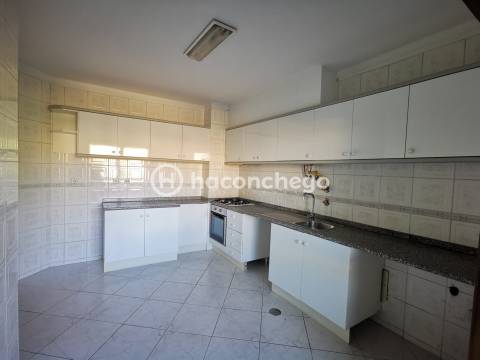 Apartamento T2 para arrendar em Arcozelo Barcelos