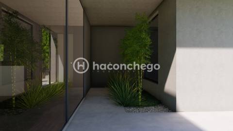 Terreno Urbano de 580 m² com Projeto Aprovado e Licença Paga em Abade Neiva, Barcelos