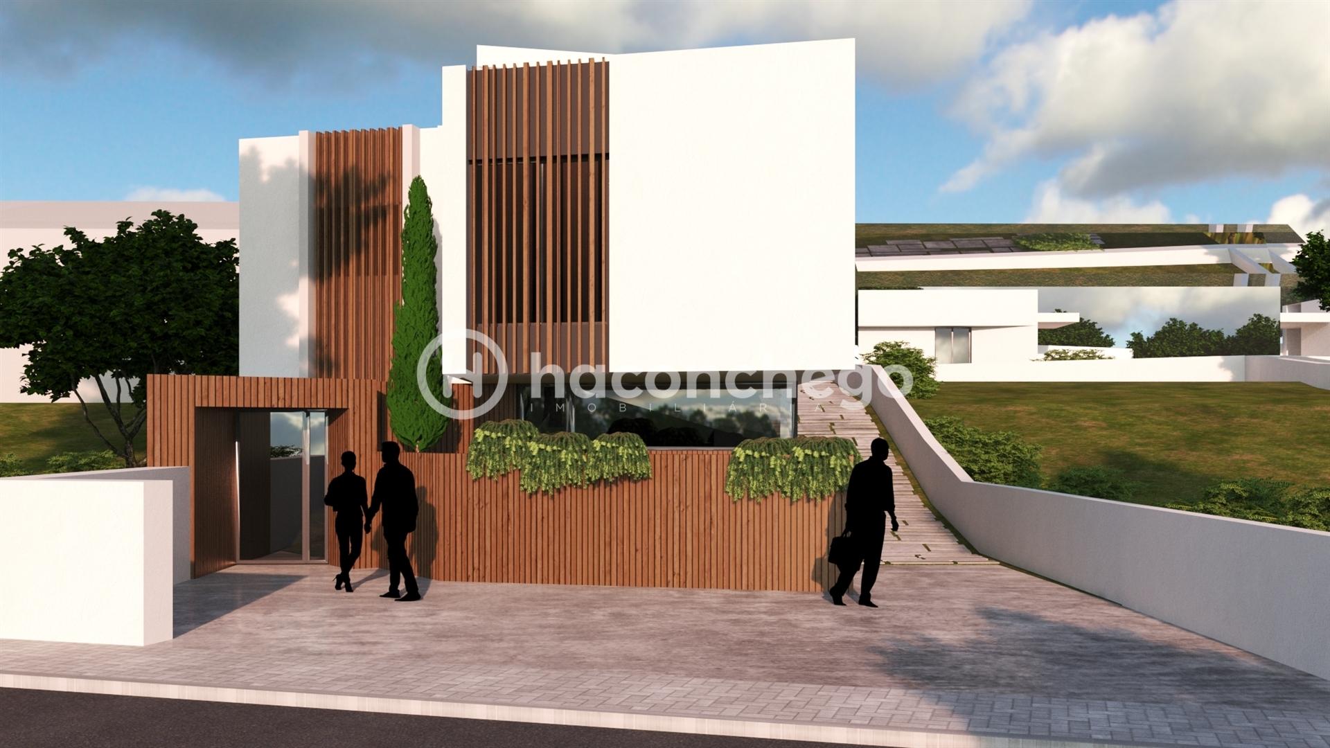 Imóvel com projeto aprovado e licença de construção paga para alojamento em Barcelos