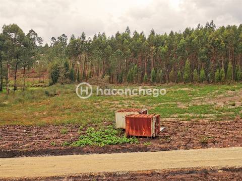 Excelente terreno com 11.000m2 para construção em Cervães Vila Verde