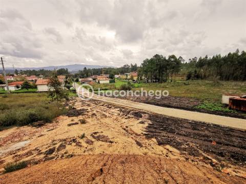 Excelente terreno com 11.000m2 para construção em Cervães Vila Verde
