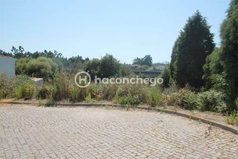 Terreno urbano na Lama Barcelos