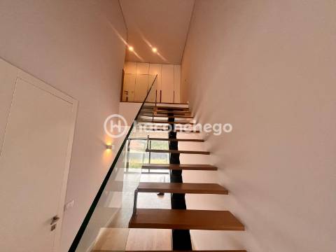 Moradia T3 nova em Perelhal Barcelos