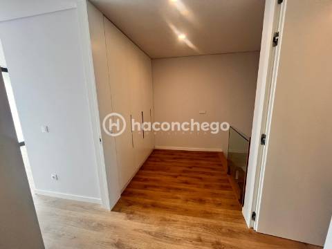 Moradia T3 nova em Perelhal Barcelos