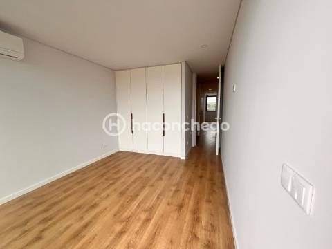 Moradia T3 nova em Perelhal Barcelos