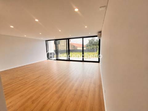 Moradia T3 nova em Perelhal Barcelos
