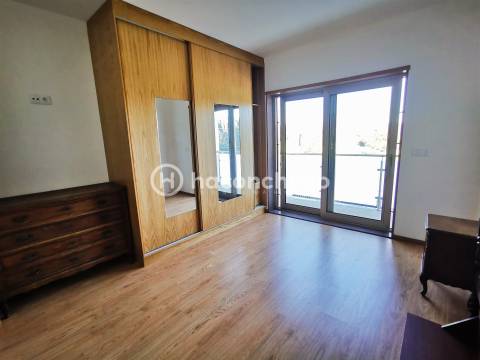 Andar moradia T3 para arrendar em Silveiros Barcelos