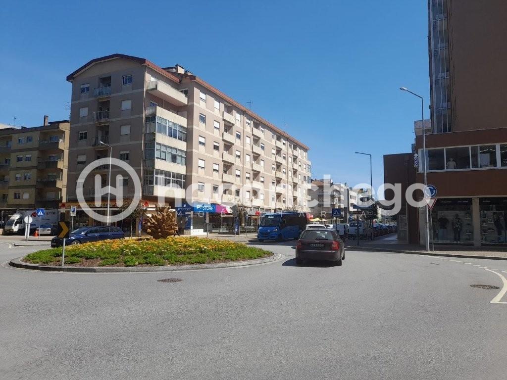Loja para arrendamento em Barcelos