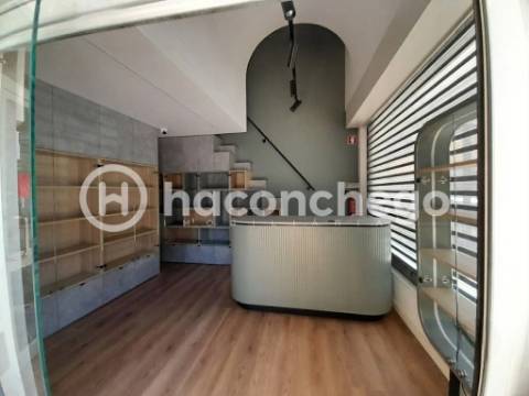 Loja para arrendamento em Barcelos