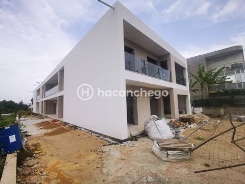 Apartamento T2 com garagem e equipado Galegos Barcelos