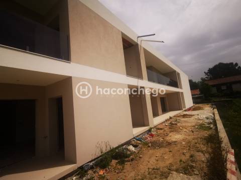 Apartamento T2 com garagem e equipado Galegos Barcelos
