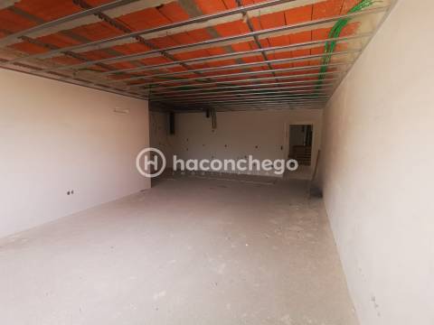 Apartamento T2 com garagem e equipado Galegos Barcelos