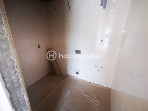 Apartamento T2 com garagem e equipado Galegos Barcelos
