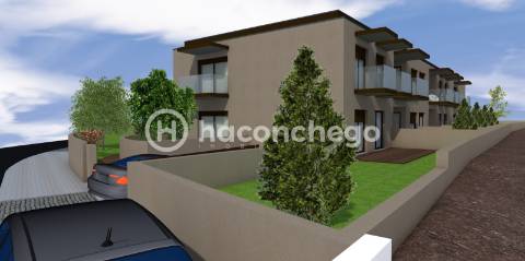Apartamento T2 com garagem e logradouro Pousa Barcelos