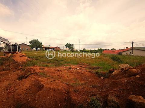 Apartamento T2 com garagem Pousa Barcelos