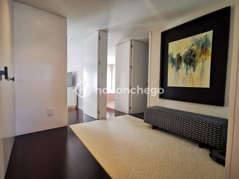 Apartamento T2 como Novo em Condomínio Fechado Fão, Esposende