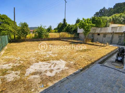Moradia isolada T3 para arrendamento em Barcelos