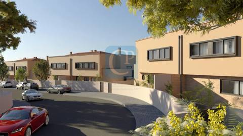Moradia Geminada T3+1 Duplex, no Condomínio Villas de Nazarães