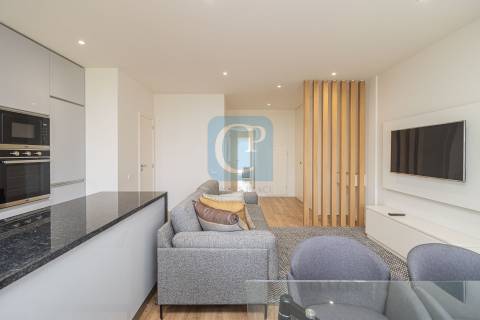 Apartamento T2 remodelado em Cedofeita, Porto
