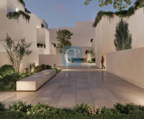 Apartamento T4 em construção, no Empreendimento Brito Capelo 1023