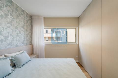 Apartamento T2 mobilado em condomínio fechado, Ramalde, Porto
